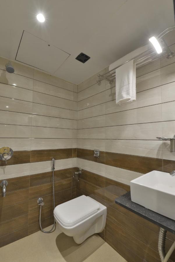 Hotel Residency Park Mumbai  Buitenkant foto