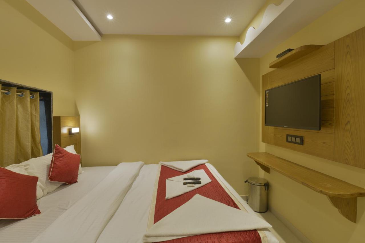 Hotel Residency Park Mumbai  Buitenkant foto