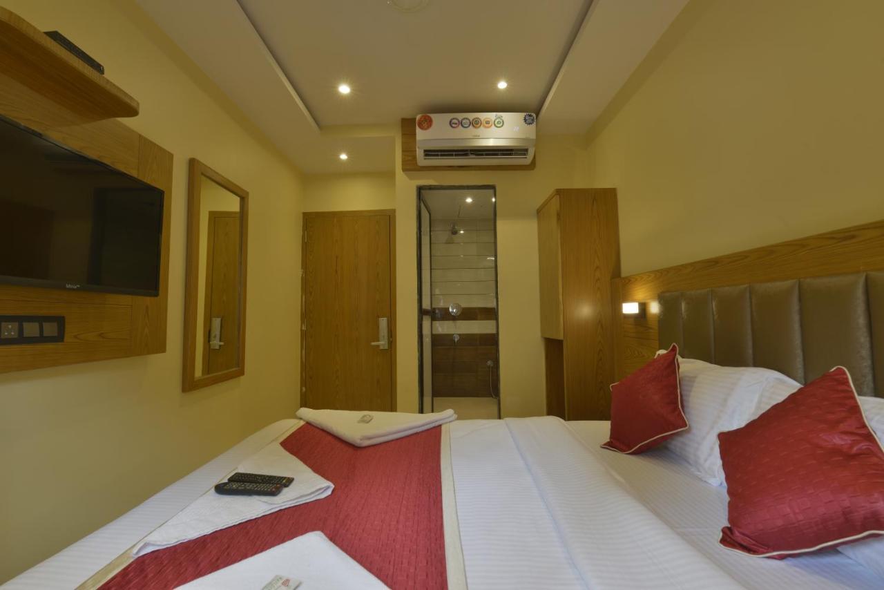 Hotel Residency Park Mumbai  Buitenkant foto