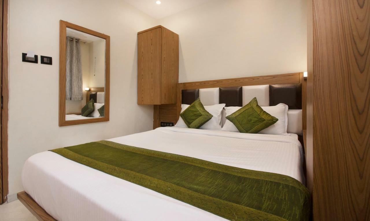 Hotel Residency Park Mumbai  Buitenkant foto