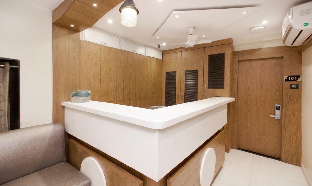 Hotel Residency Park Mumbai  Buitenkant foto