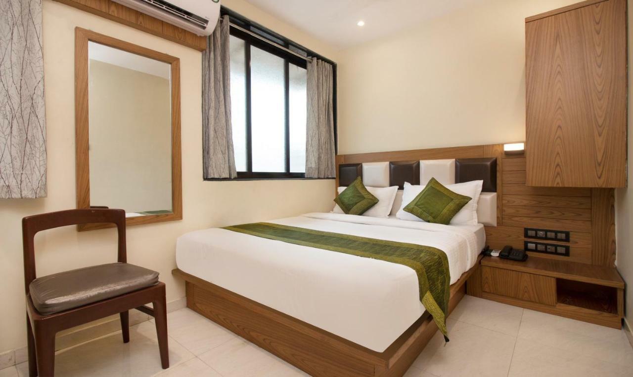 Hotel Residency Park Mumbai  Buitenkant foto