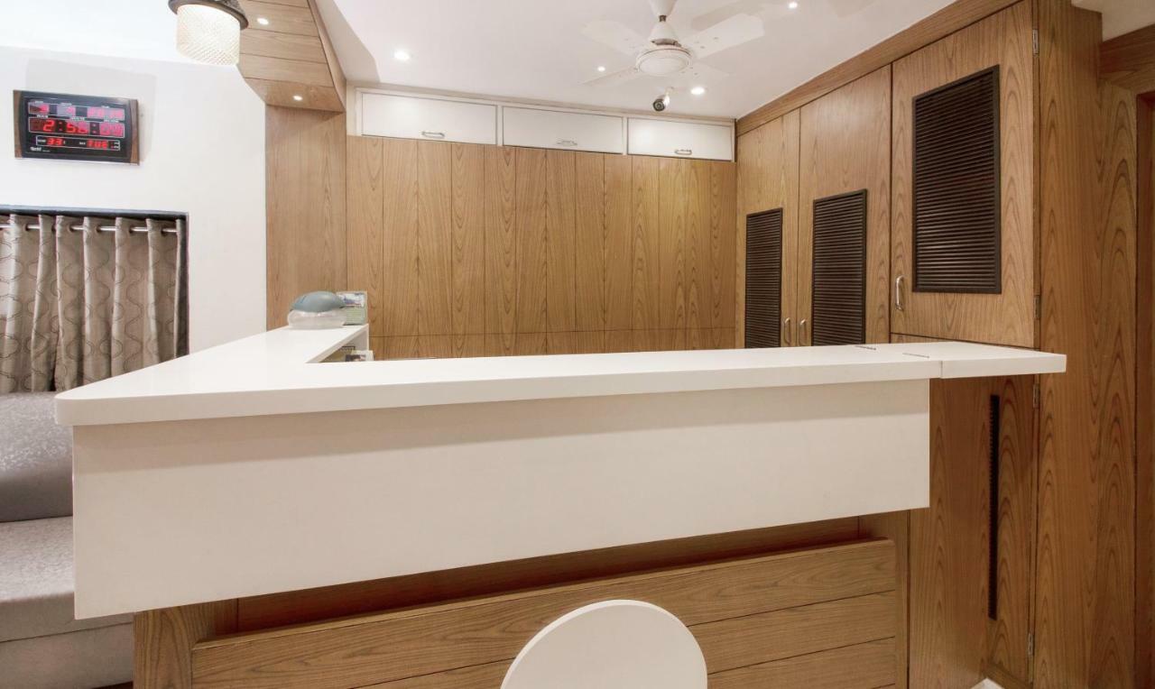 Hotel Residency Park Mumbai  Buitenkant foto