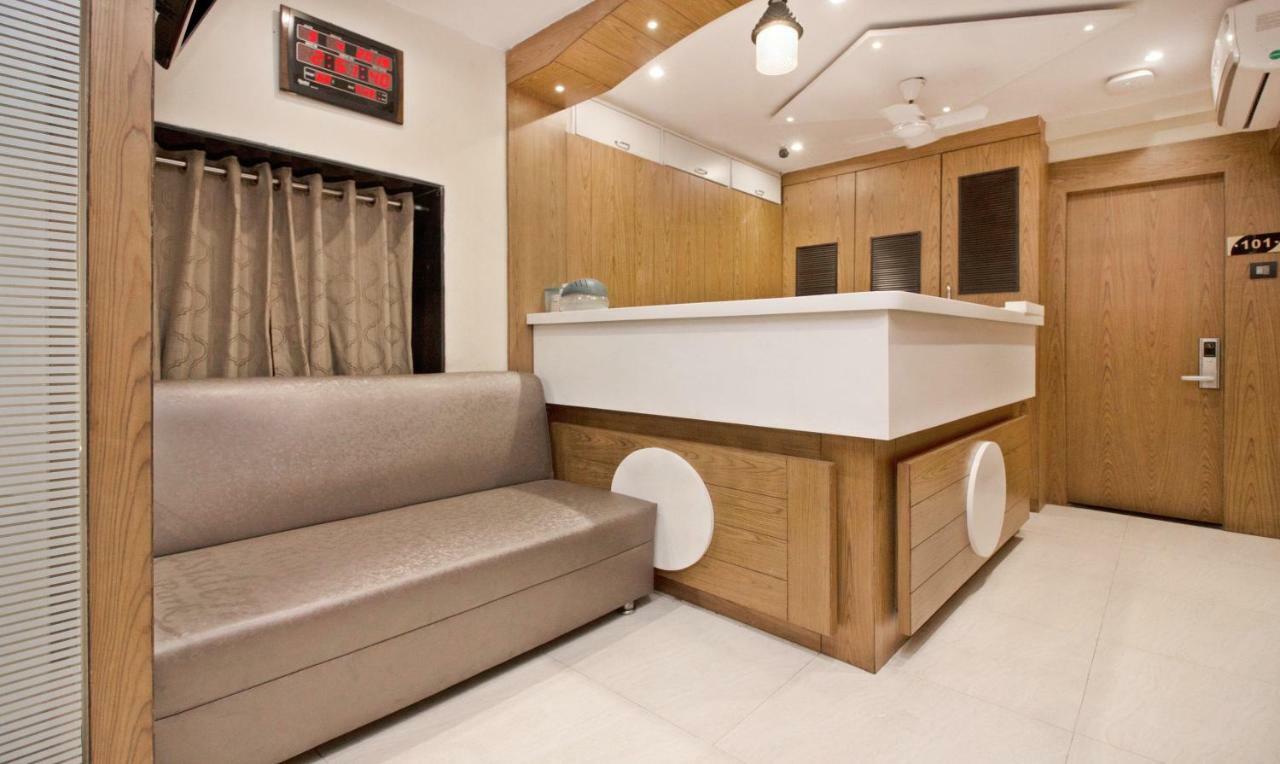 Hotel Residency Park Mumbai  Buitenkant foto